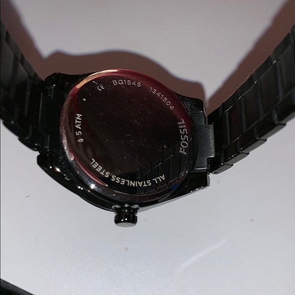 Fossil watch. DOES NEED NEW WATCH BATTERY - Picture 4 of 5